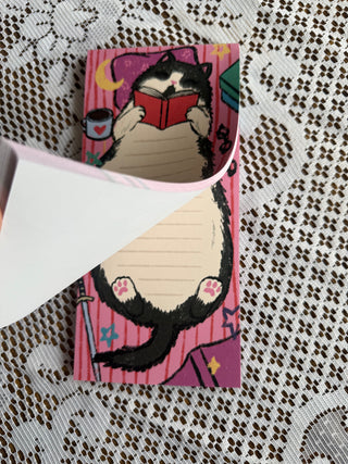 Romantasy Reader Black and White Cat Belly Notepad