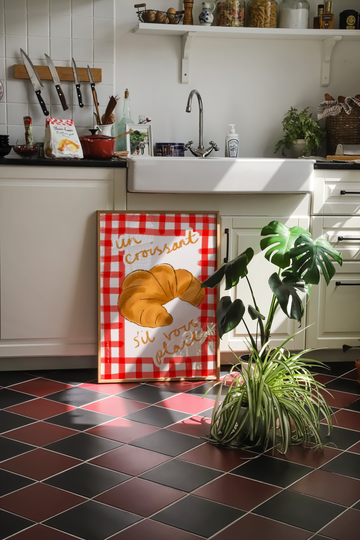 Un Croissant Print without a frame